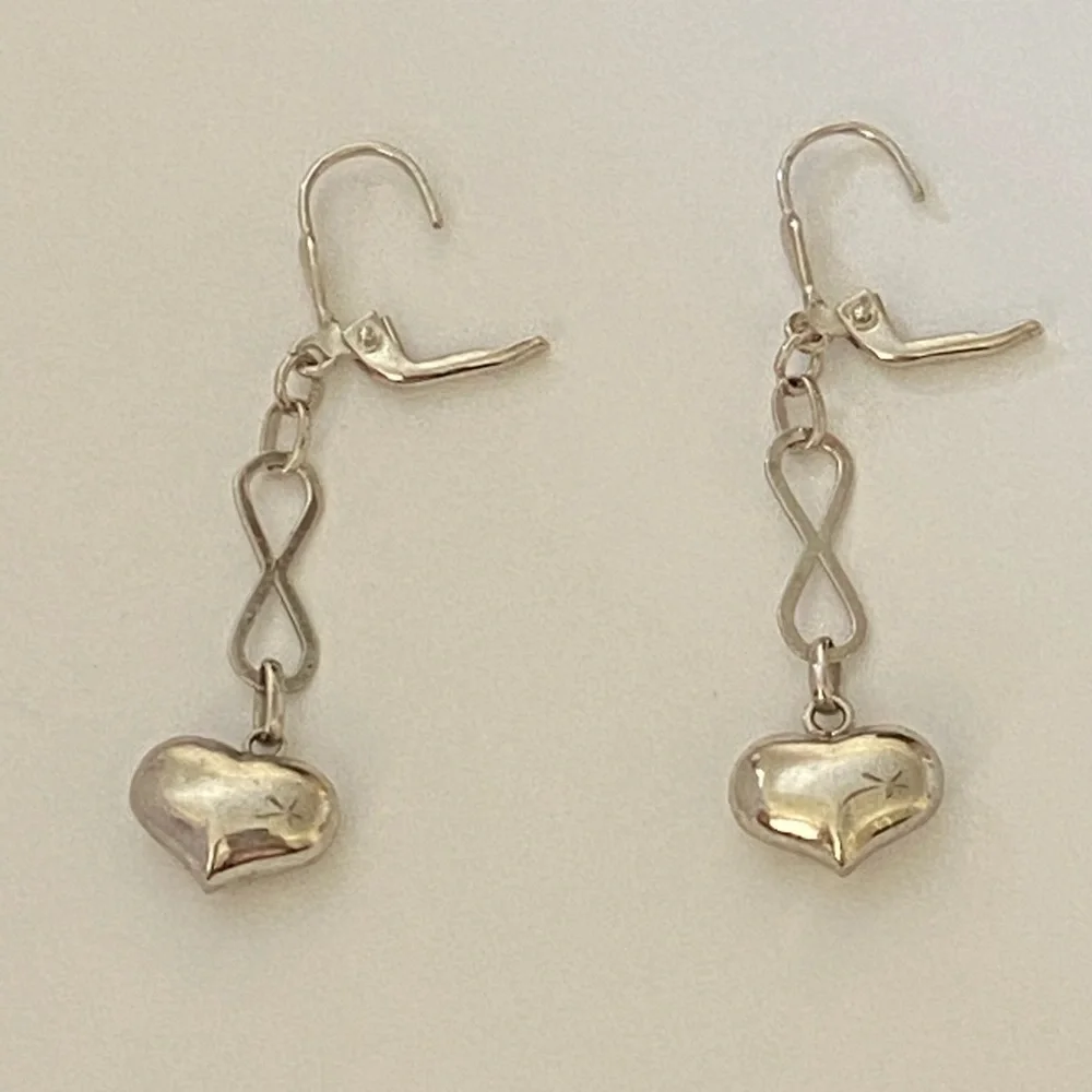 🤍925 Sterling silver heart infinity hoop earrings